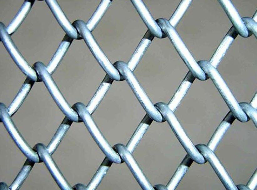 Hàng rào lưới B40 là một giải pháp hiện đại và tiện lợi cho các công trình xây dựng. Với khả năng cách âm, cách nhiệt và chống ăn mòn tốt, hàng rào lưới B40 sẽ mang lại sự an toàn và bảo vệ cho gia đình bạn.