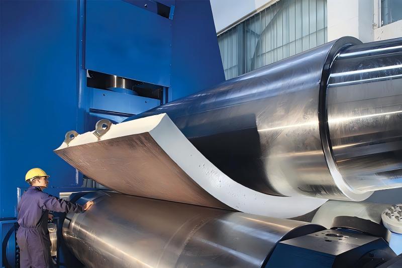 Cán và xả băng phôi thép trước khi lốc