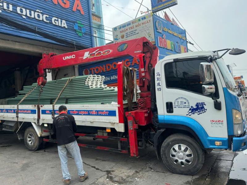 Tôn Thép Mạnh Tiến Phát phân phối và gia công tôn cách nhiệt theo yêu cầu, giá tốt tại Quận 6