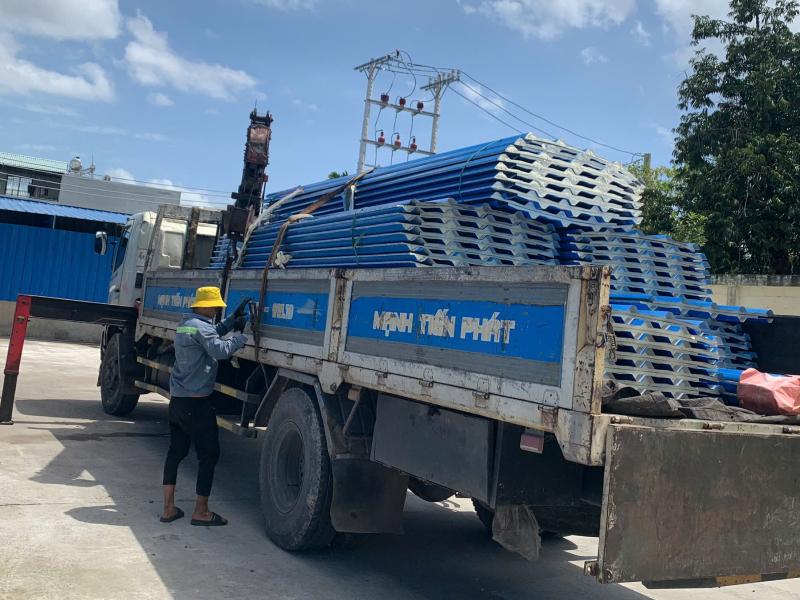 Nhà cung cấp tôn cách nhiệt uy tín số 1 tại Quận 7, đa dạng lựa chọn, giá ưu đãi - Tôn Thép Mạnh Tiến Phát