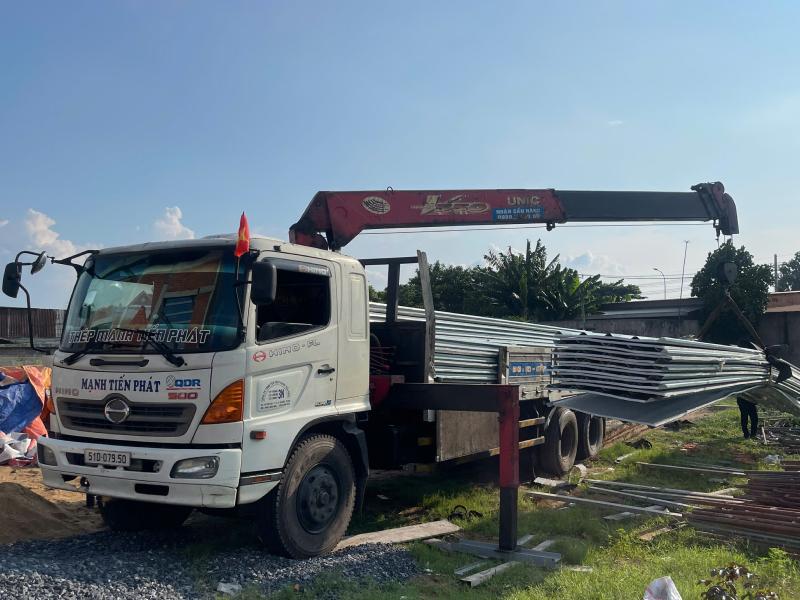 Giao tôn cách nhiệt PE cho nhà xưởng tại Củ Chi