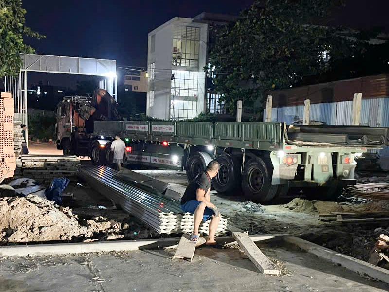 Giao tôn PU cách nhiệt cho công trình doanh trại bộ tại Gò Vấp