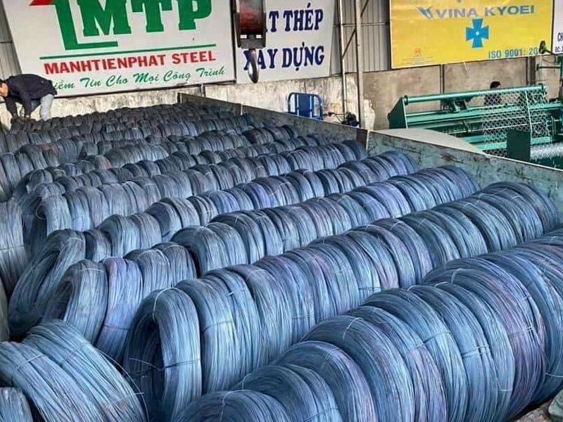 Dây kẽm buộc đen 1ly là loại kẽm buộc đường kính 1mm, sản xuất từ thép carbon thấp