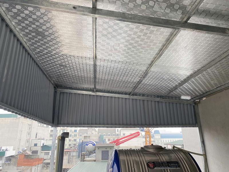 Tôn xốp cách nhiệt PU là giải pháp chống nóng sân thượng tốt và được ưa chuộng tại Quận Phú Nhuận