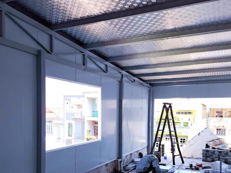 Tôn cách nhiệt sử dụng rất phổ biến trong các công trình dân dụng ở Quận 11