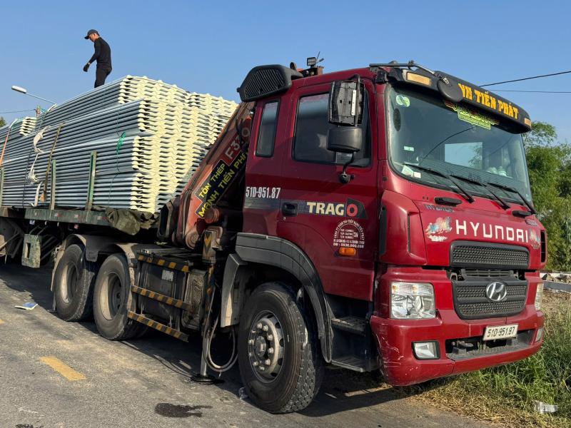 Tôn Thép MTP là địa chỉ bán tôn cách nhiệt tại Long An có kinh nghiệm lâu năm, giá ưu đãi nhất thị trường 