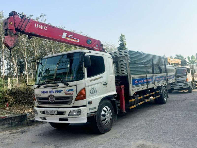 Giao 3.000m tôn PU  Đông Á xanh ngọc cho Công ty Craftica tại Bàu Bàng, Bình Dương