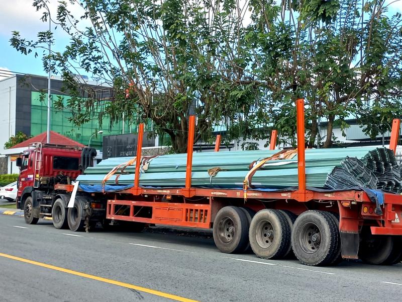 Giao 1200m tôn cách nhiệt PE cho nhà xưởng ở Trảng Bàng, Tây Ninh