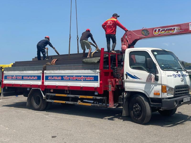Mua thép hộp 20x100 tại Tôn Thép Nhật Minh hỗ trợ giao nhanh tận nơi, hàng chính hãng, đủ quy cách