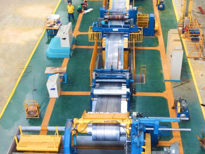Dịch vụ gia công xẻ băng cuộn sắt tấm theo yêu cầu