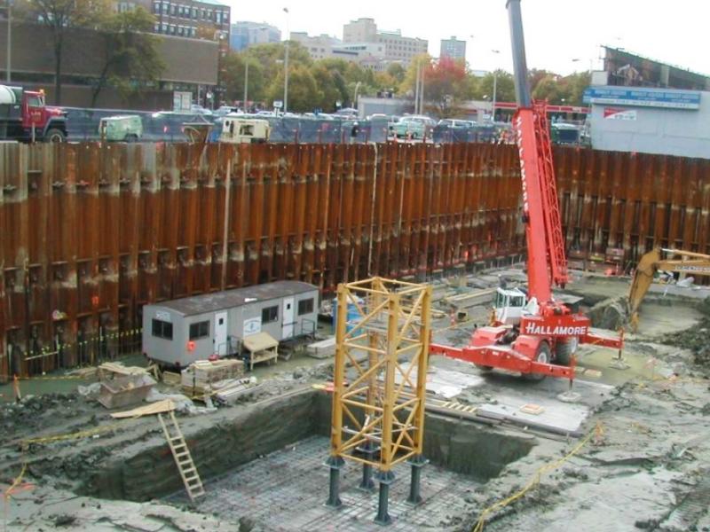Giá ép cừ larsen tại Bình Thuận phụ thuộc vị trí công trình, đường vào, mặt bằng thi công, số lượng cừ, quy cách,...