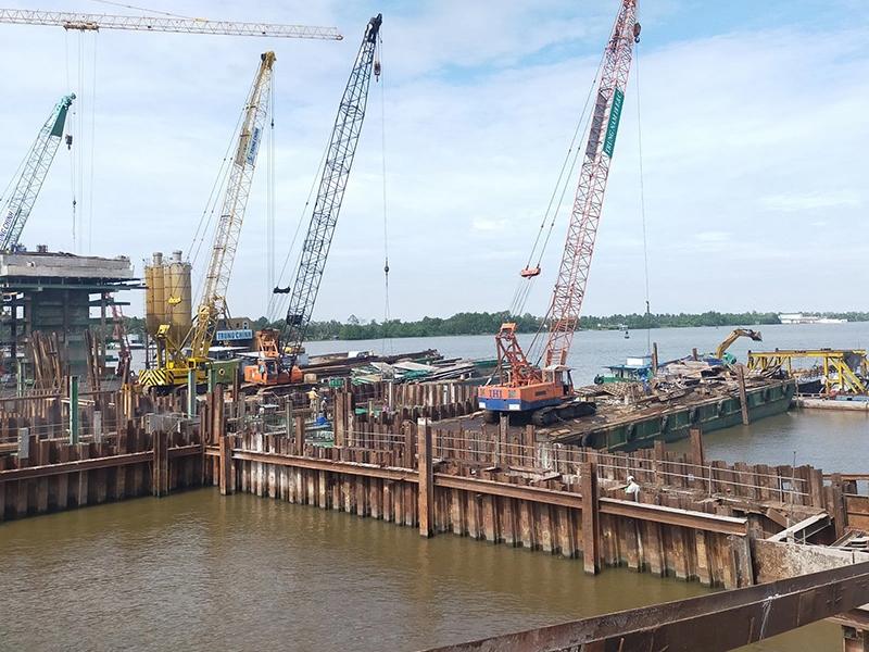 Tôn Thép Nhật Minh nhận thi công ép cừ larsen trên toàn địa bàn tỉnh Bình Thuận